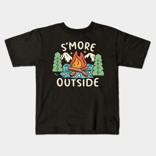 Smores outside Kids T-Shirt